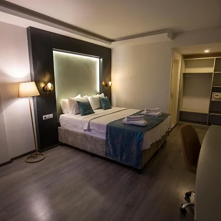Anya Hotel