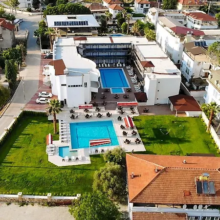 Anya Pamukkale