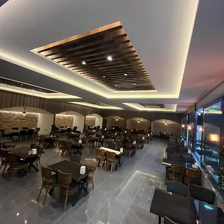 Hotel Anya