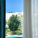 Hotel Anya *