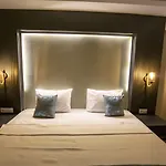 Anya Pamukkale