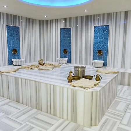 Anya Hotel *