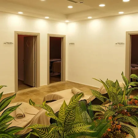 Hotel Anya
