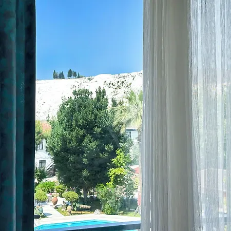Hotel Anya *